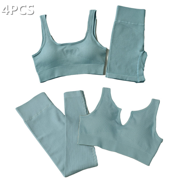 The Carpo 4 Piece Leisure Set